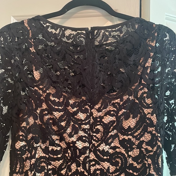 Black Lace Adrianna Papell wedding guest dress - Picture 4 of 5